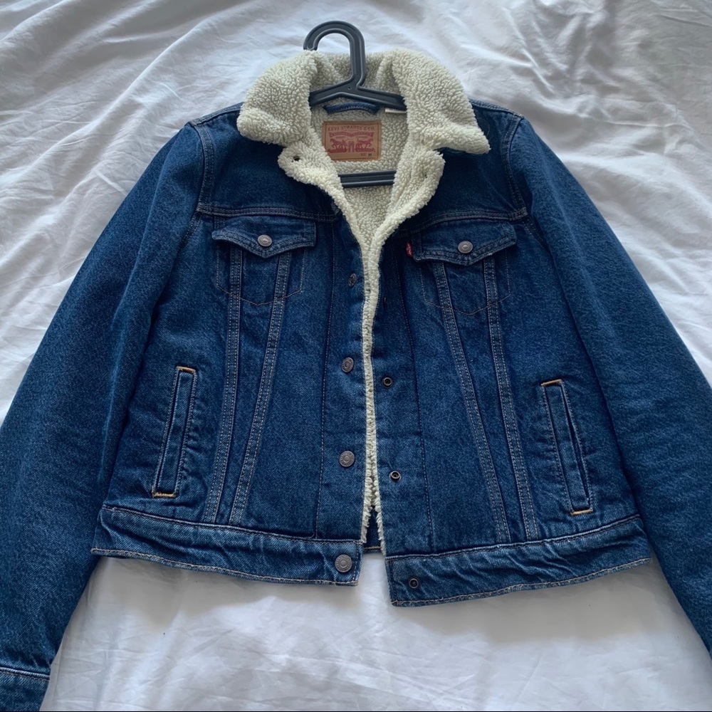 levi’s fur lined denim jacket